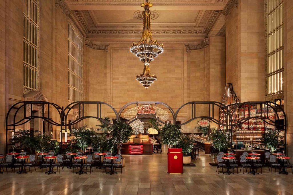 This Stunning 400 Seat Restaurant Right In Nyc's Grand Central Terminal