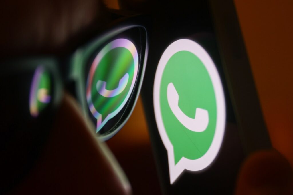 Whatsapp Lets You Select Specific People Within A Group To