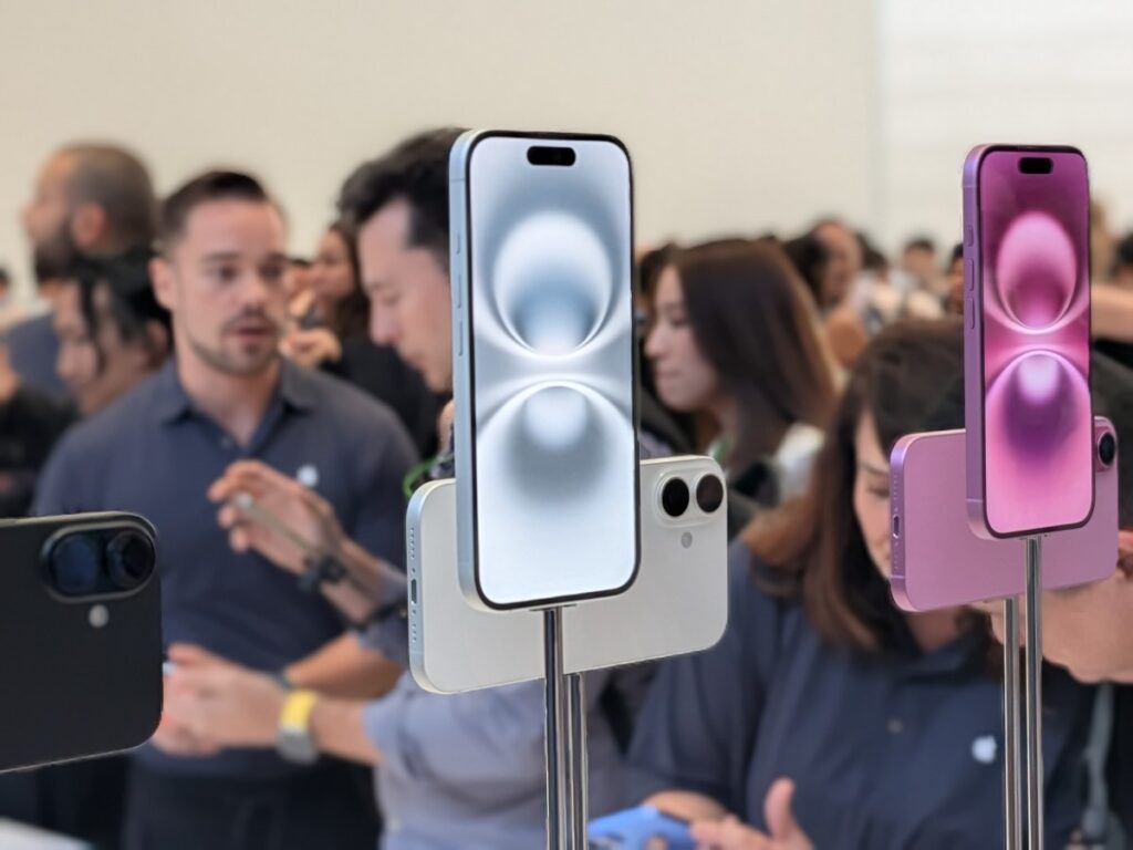 Tech tariff exemptions are only temporary, according to trump’s commerce