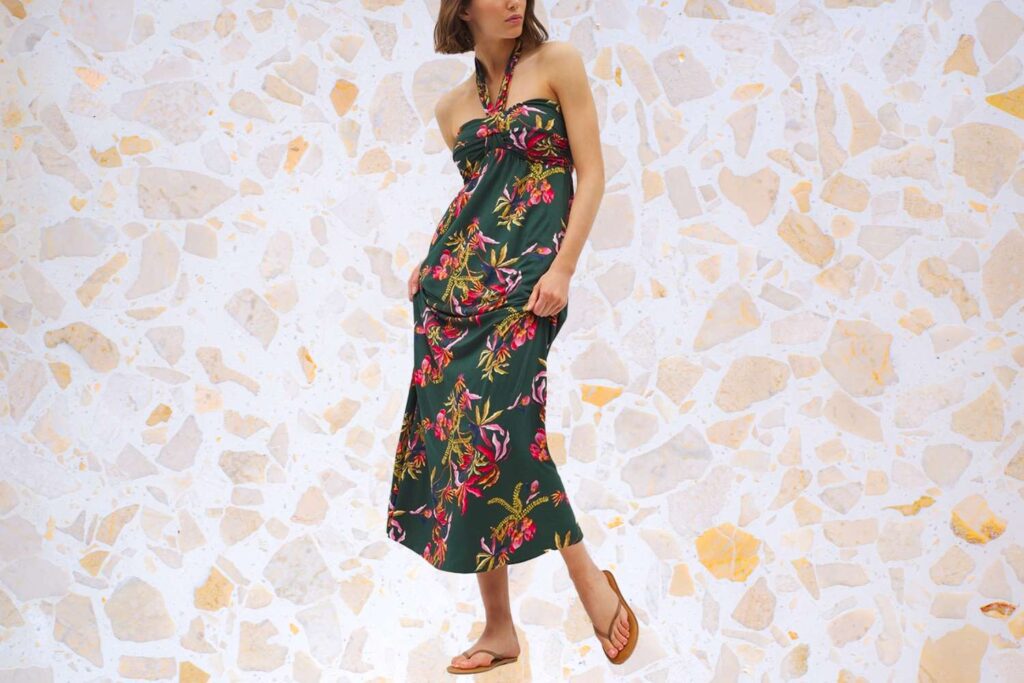 I’m a petite traveler, and my favorite resort ready maxi dress