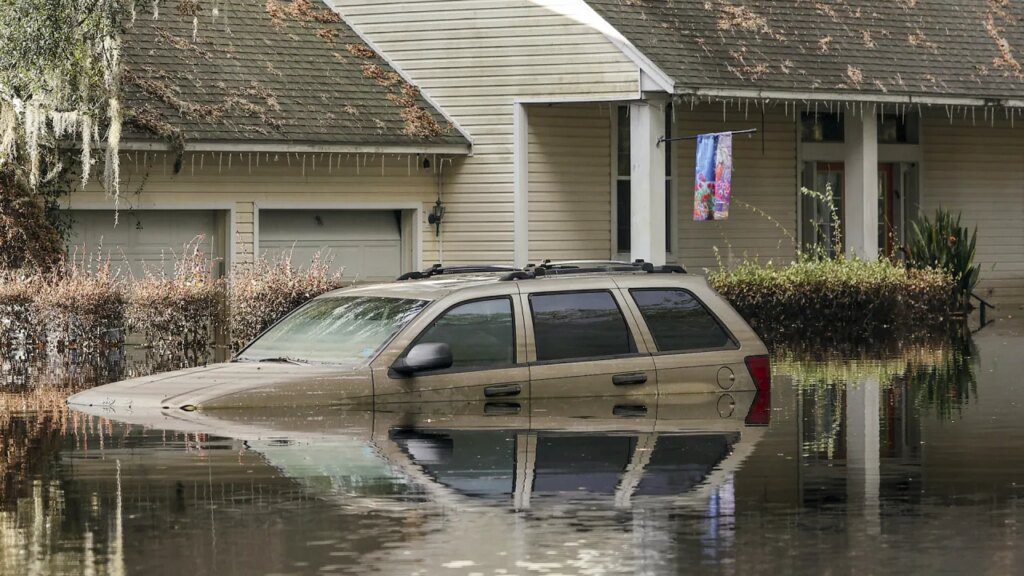 Noaa to stop tracking costs of extreme weather fueled by