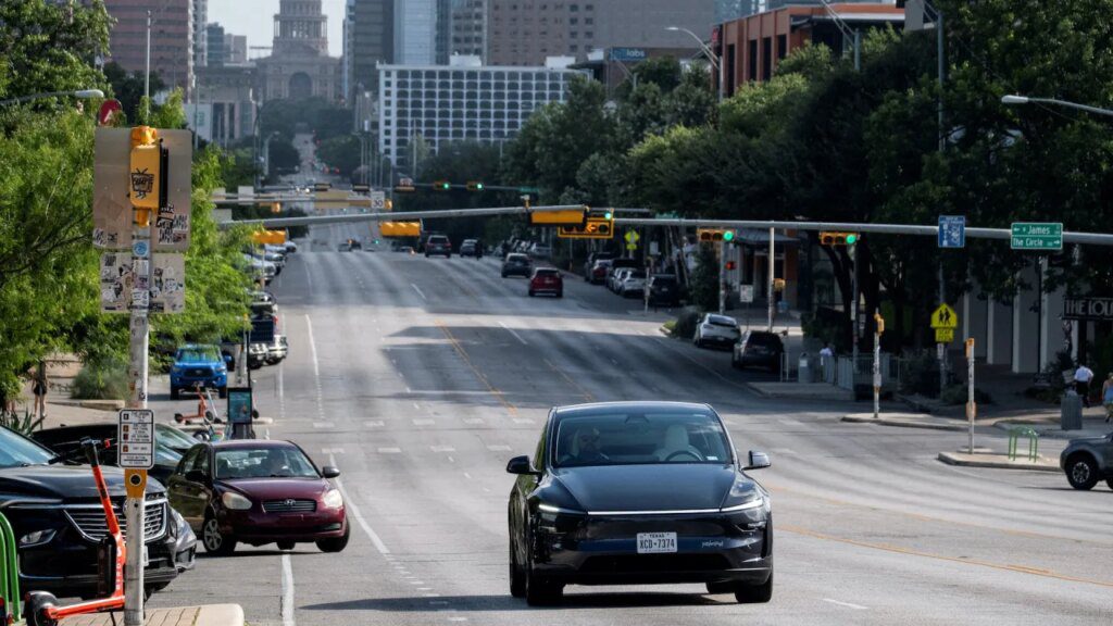 Tesla’s robotaxi test launch in austin draws safety concerns