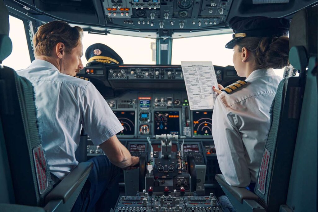 Pilots aren’t allowed to eat the same meal during a